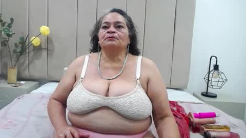 VickyBoobss online show from September 22, 8:35 pm