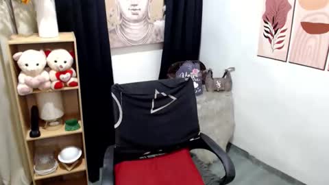 Mikka online show from April 8, 4:21 pm