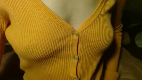 queenoftenderness online show from April 14, 7:06 pm