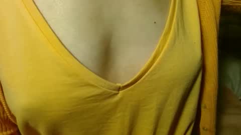 queenoftenderness online show from April 20, 6:55 pm