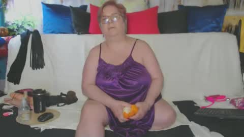 QueenPammy online show from May 11, 8:21 am