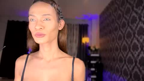 ValentinaMoone online show from July 3, 8:35 pm