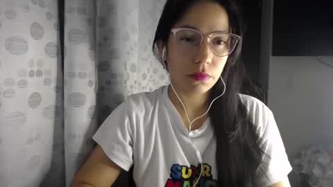 Paola online show from April 10, 4:07 am