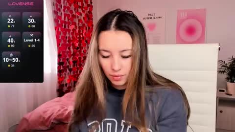 Anna online show from February 19, 8:13 am