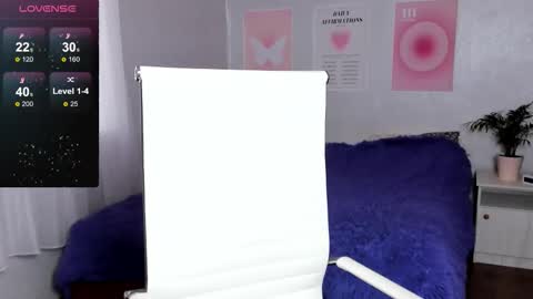 Anna online show from November 16, 8:16 am