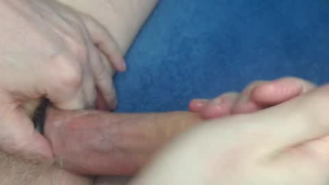 Ryan V online show from April 21, 1:09 am