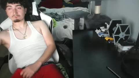 qwert4206 online show from March 12, 1:09 am