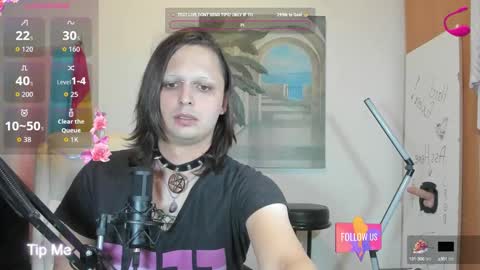 QWST4R online show from September 17, 4:43 pm