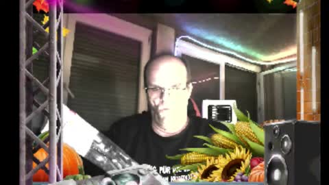 Snapshot of r_2d2_ chatting on September 14, 8:54 pm dj mike online show from September 14, 8:54 pm