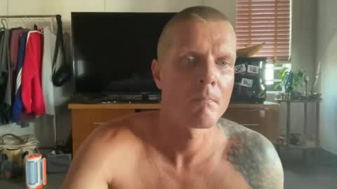 rabbit_eyes69 online show from June 13, 8:03 am