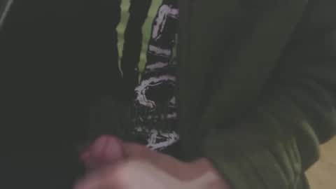 Snapshot of raccon68 chatting on January 12, 10:33 pm Raccoon68 online show from January 12, 10:33 pm