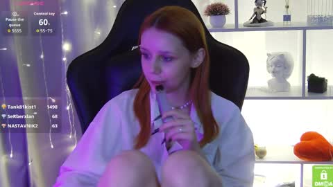 rachel__lips online show from March 25, 6:03 pm