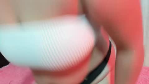 Snapshot of rachel_dubois chatting on January 15, 2:38 am Rachel online show from January 15, 2:38 am