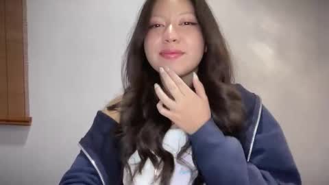 rachel james   online show from October 30, 5:52 am