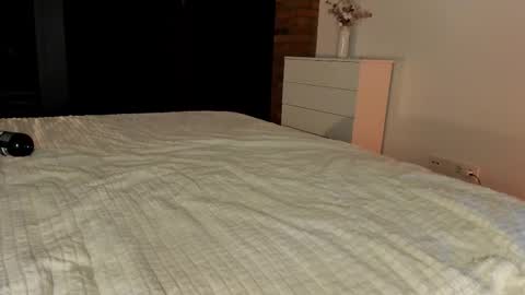 Sherryl online show from November 19, 6:50 pm