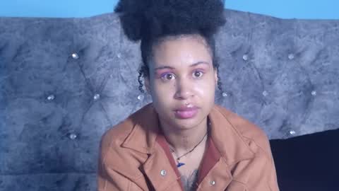 RachelAnn online show from November 6, 9:01 am