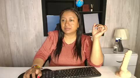 rachell_carter online show from June 2, 4:36 am