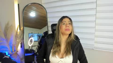 Rachell online show from October 25, 4:35 am