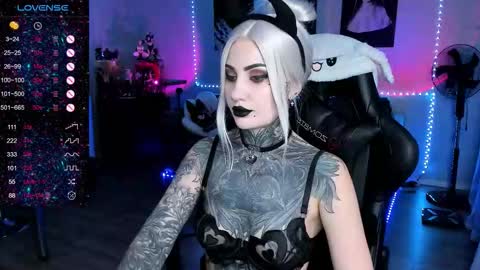  Miko Pleasee help me get 100 likes online show from November 3, 11:44 am