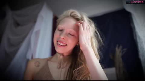 Snapshot of radiant_ada chatting on March 8, 8:44 am ada online show from March 8, 8:44 am