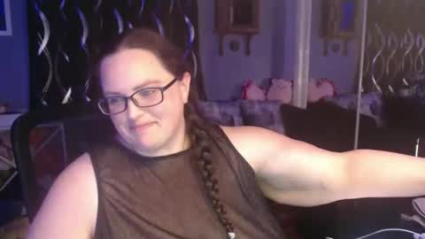 RaeRoughNBusty online show from April 4, 2:40 am