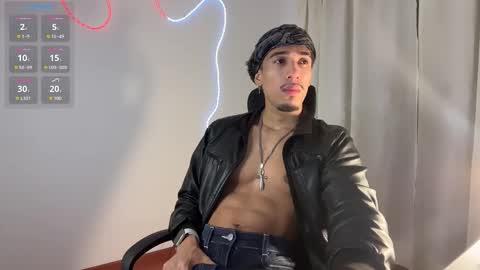 NEW IG  online show from February 9, 2:04 am