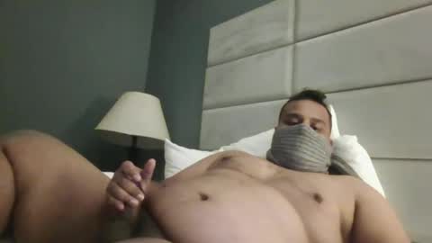 naughtychubbyboy online show from October 27, 11:27 pm