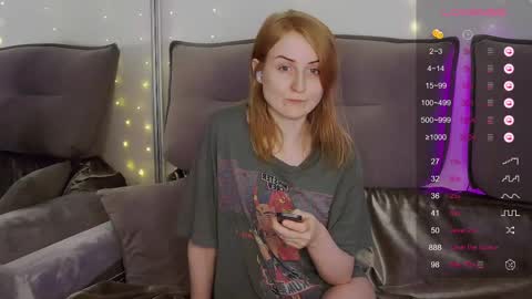 Mei online show from February 27, 2:14 am