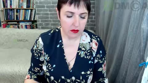 rainbowladyy online show from December 15, 4:30 am