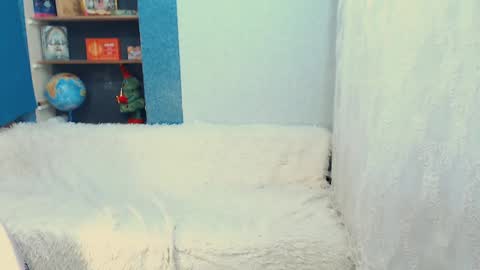 rainbowladyy online show from January 18, 1:51 pm