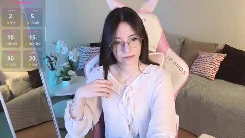 rainybella online show from March 18, 7:03 am