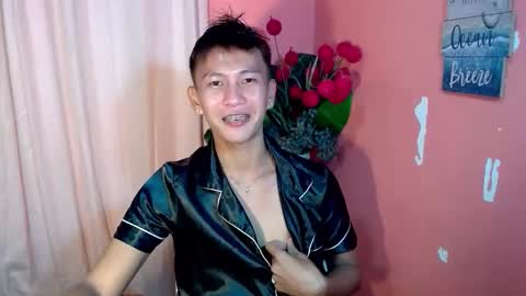 ralfhuge24 online show from November 19, 5:51 am