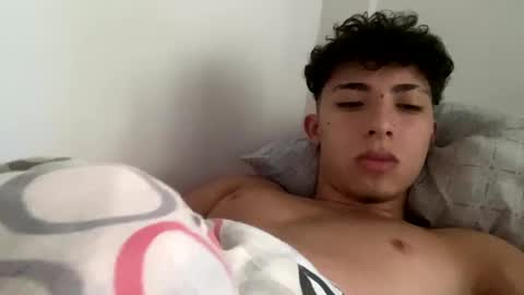 ramiroo2312 online show from February 17, 10:07 am