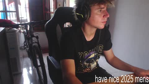 Ramiro online show from December 31, 10:23 pm