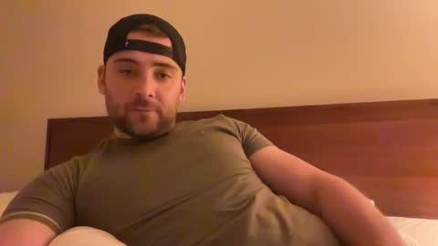 randomdude5950 online show from April 24, 2:35 am