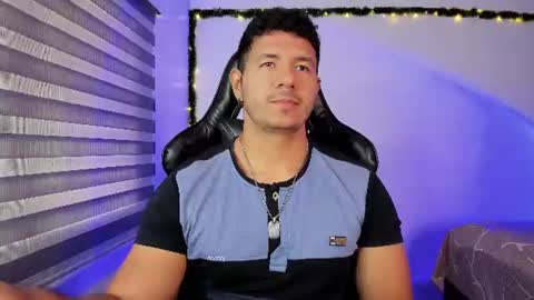 Jonas online show from June 11, 1:42 pm