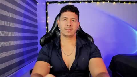 Jonas online show from May 20, 11:44 pm