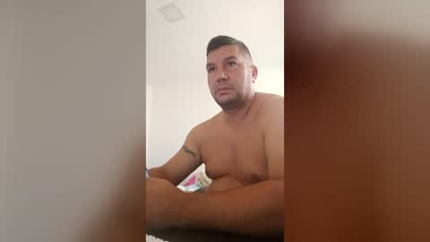 raoul_adi online show from August 5, 6:43 am