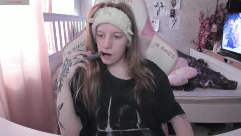 Rapunzel online show from April 12, 1:37 pm