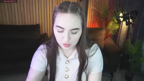 rapunzelangel online show from June 2, 5:53 am