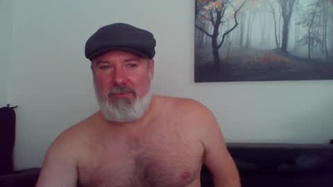 rascal_0073 online show from March 4, 7:01 pm