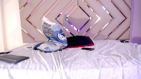 RAVEN FOXTER online show from January 18, 10:08 pm