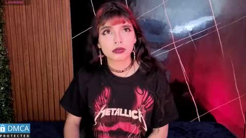 raven_rox_ online show from December 1, 3:04 am