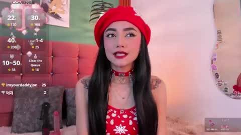raven_smith_ online show from July 20, 10:39 am