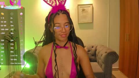 Snapshot of raven_stonee chatting on October 23, 3:19 am Raven online show from October 23, 3:19 am