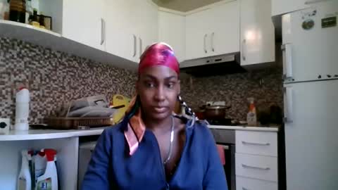 ravenbby online show from April 17, 8:28 am