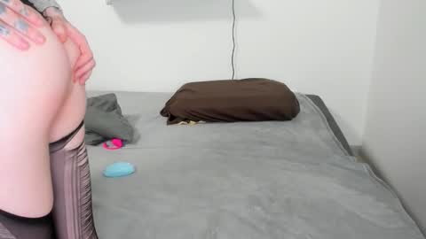 Raveneusbiter online show from February 24, 2:31 pm