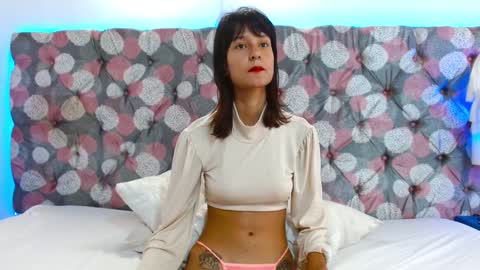Helena Viktoria Volkov online show from January 3, 4:59 pm
