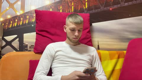 Dima online show from February 4, 10:00 am