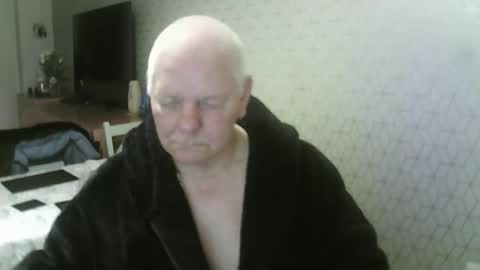 ray47 online show from March 2, 11:44 pm